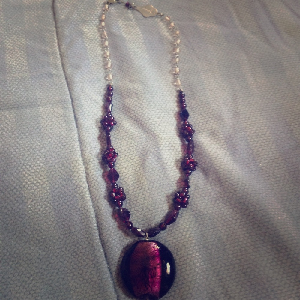 Keren beaded necklace