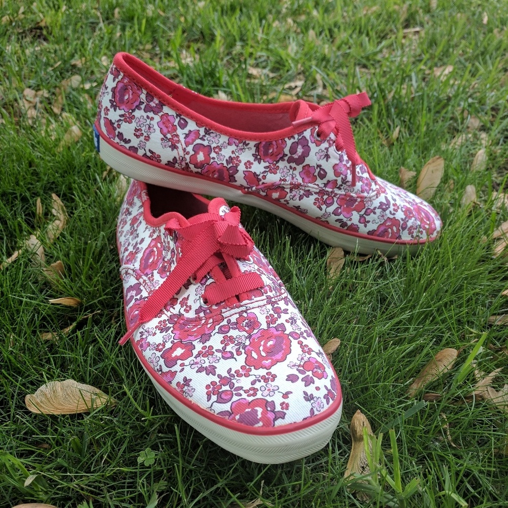 NWOT Red Floral Keds