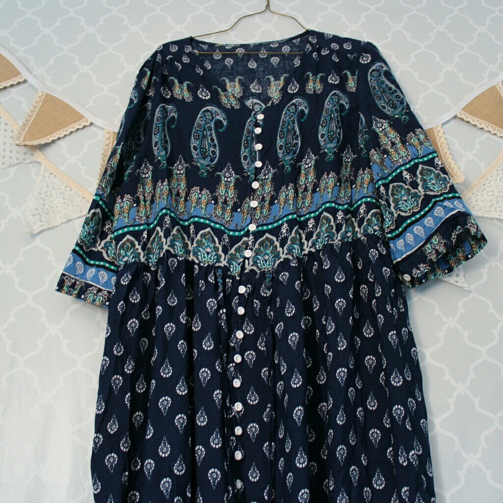 Nastasia Floral Maxi Dress in Ocean Blue - Picture 3 of 5