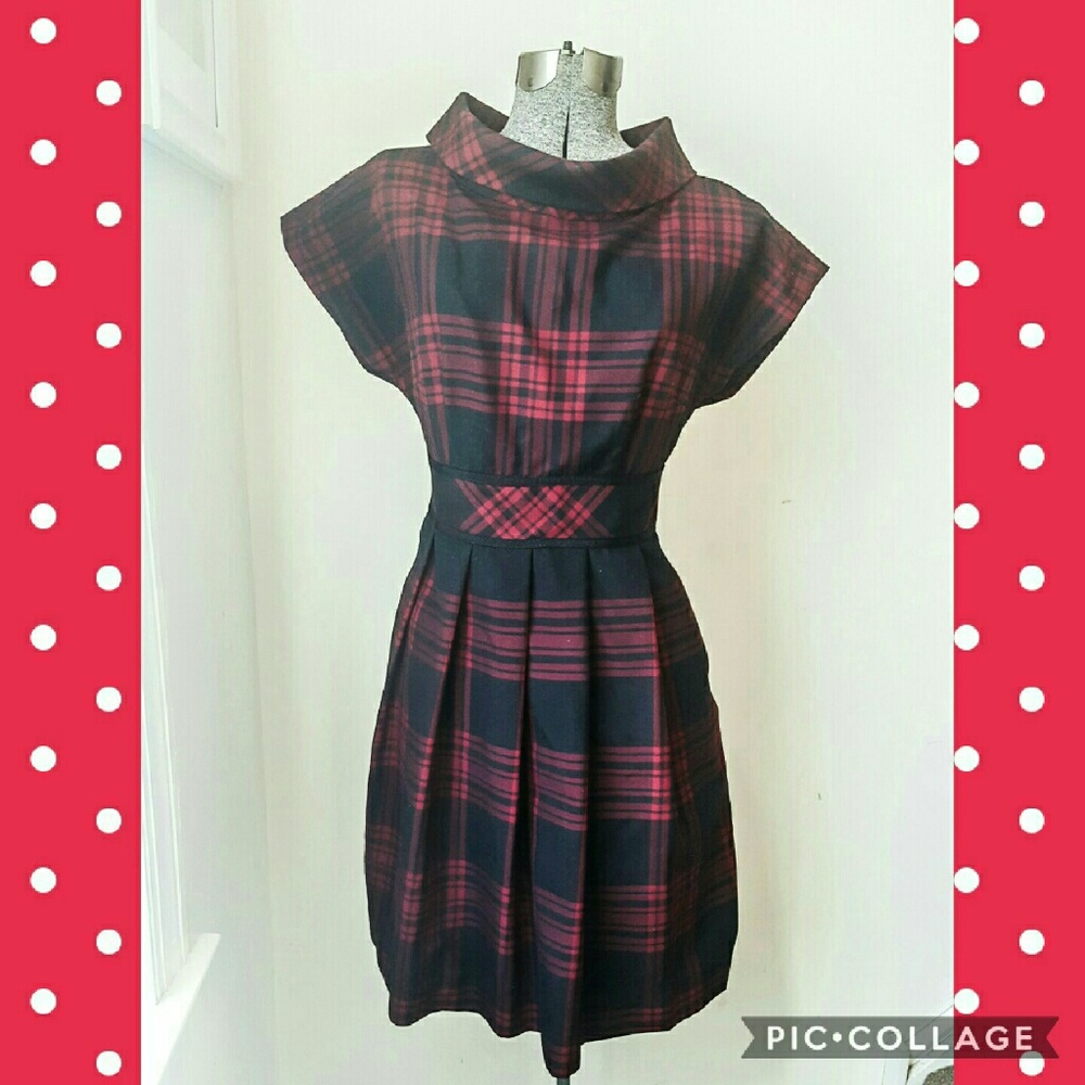 Morgan Mcfeeters Red & Black plaid dress size 8 M