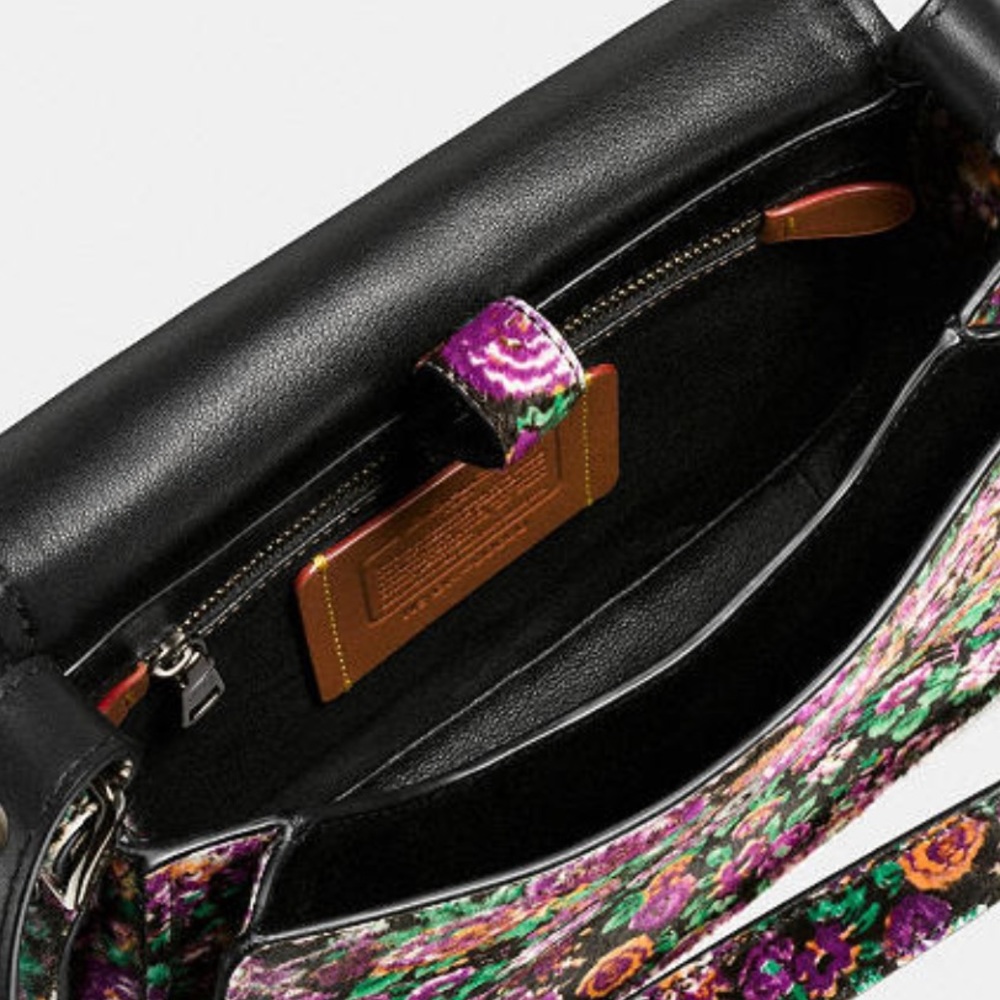 NWOT Coach saddle bag 23  in printed calf hair - Picture 3 of 5