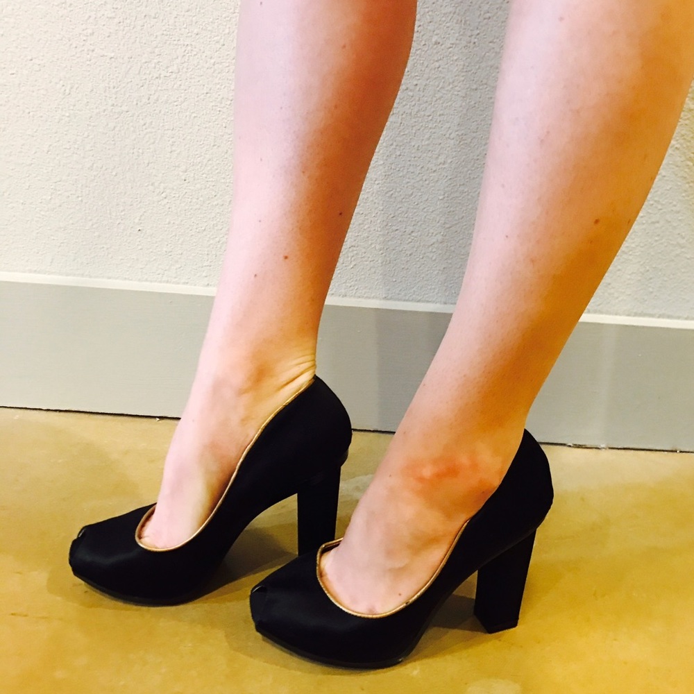 Black Open Toe pumps