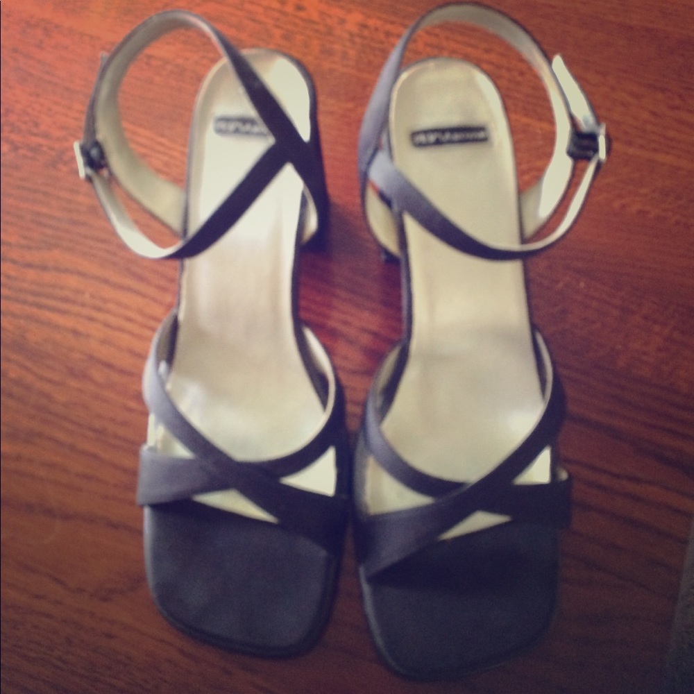 Open toed heels