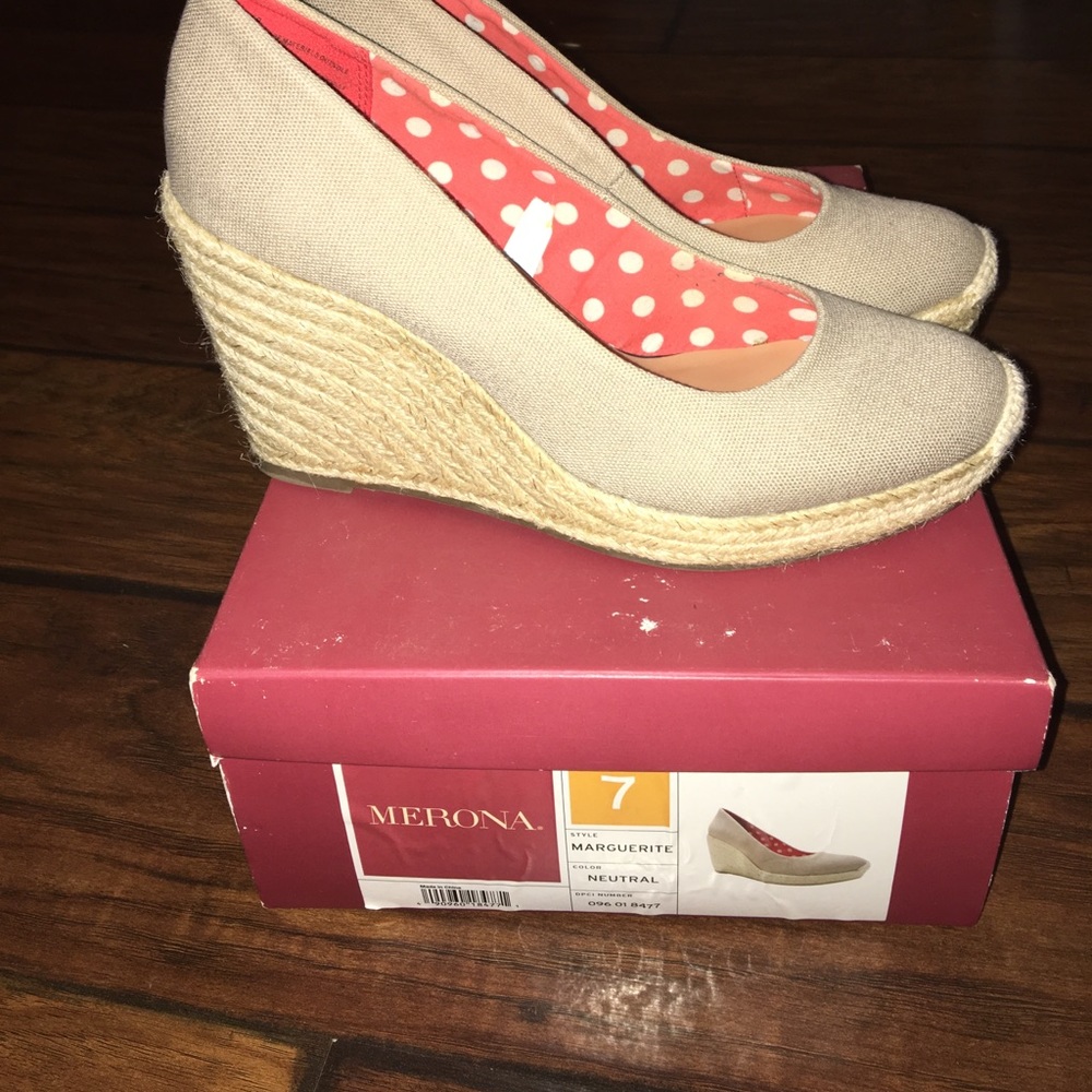 Worn once in house