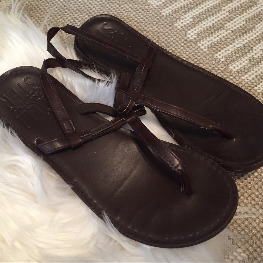 Holister dark brown vegan leather sandals