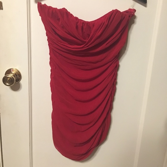 Dresses & Skirts - Red strapless dress