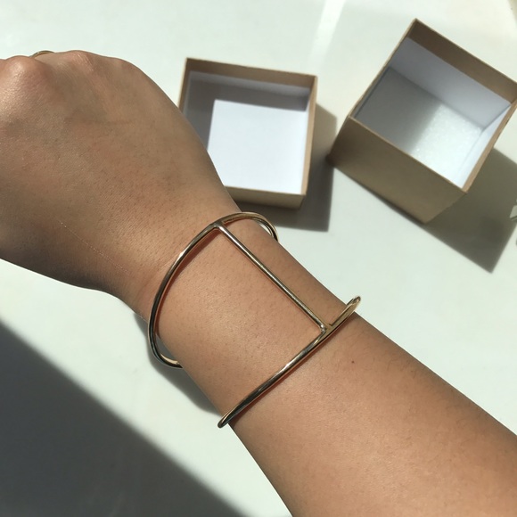 NWOT Emerald Duv Cuff Bracelet - Picture 6 of 6