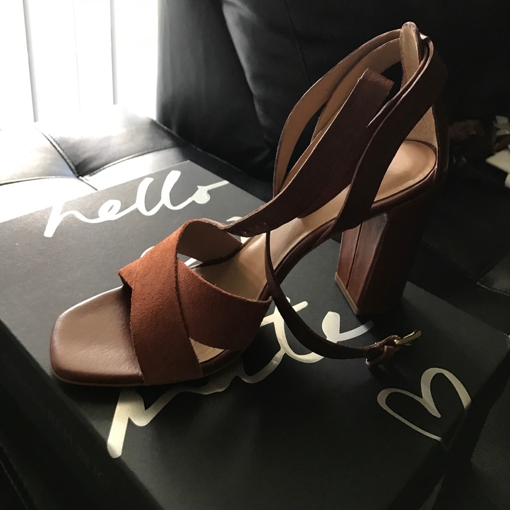 Banana Republic Heels