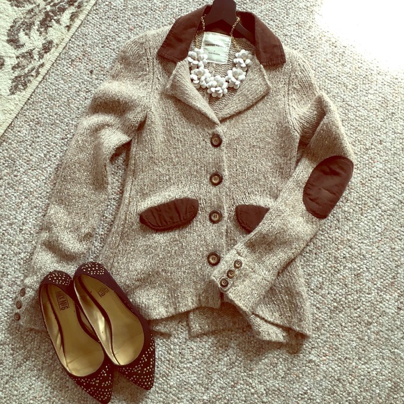 Sweet Romeo Wool, Patches Sweater - Picture 2 of 4