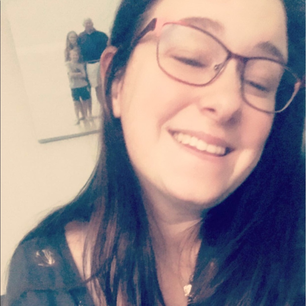 Meet your Posher, Ariel