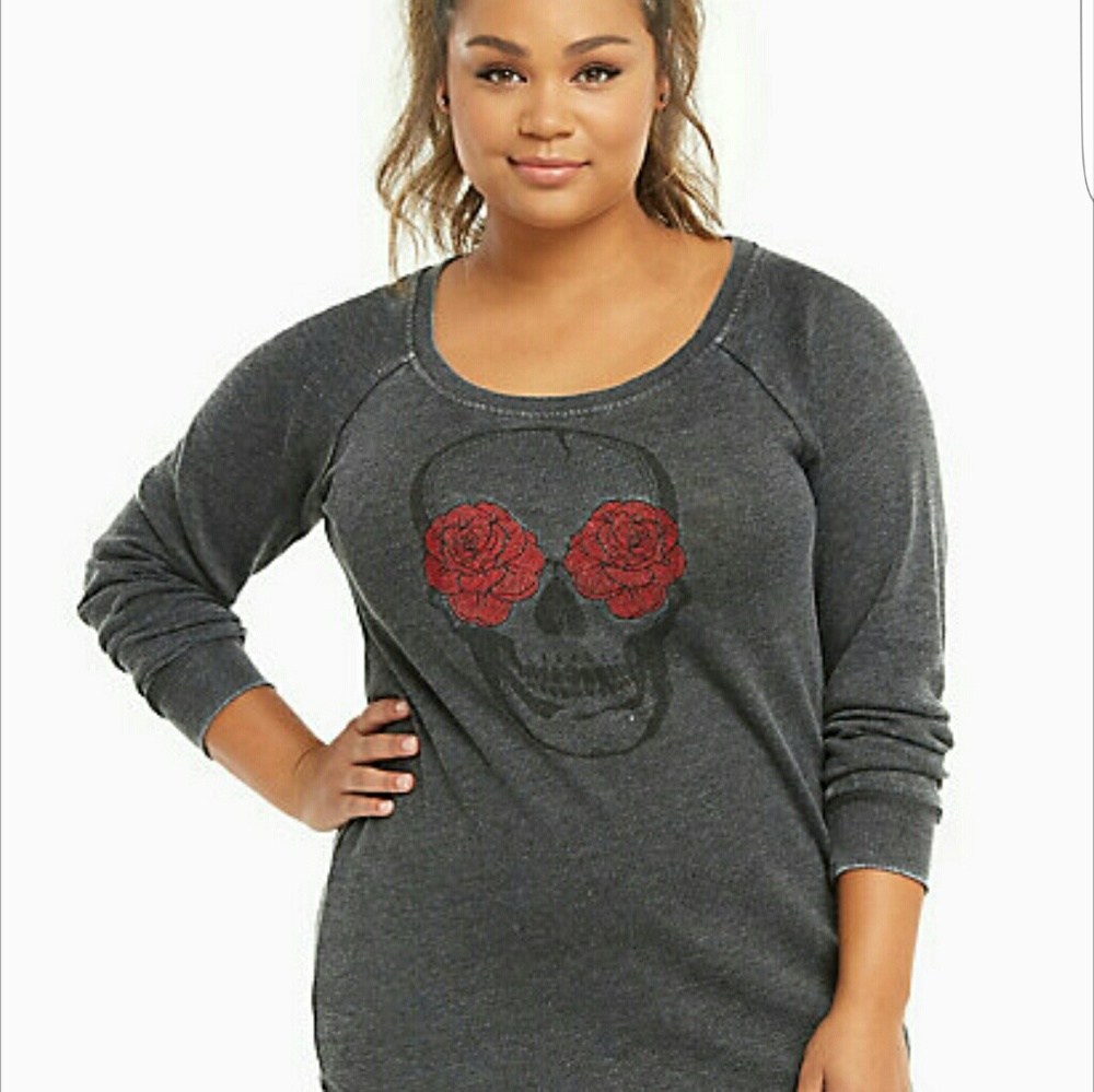 Torrid Rose Skull Sweater size 00 ( XL)