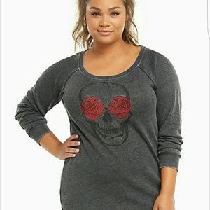 Torrid Rose Skull Sweater size 00 ( XL)