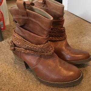 Never Worn Size 6 Frye Twister Sister Slouch Boot