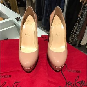 CHRISTIAN LOUBOUTIN BIANCA PUMPS!