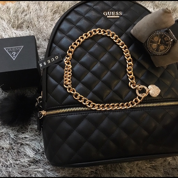 BRAND NEW 3pc Guess Set!!! main image 4