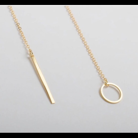 Gold bar circle necklace - Picture 2 of 2