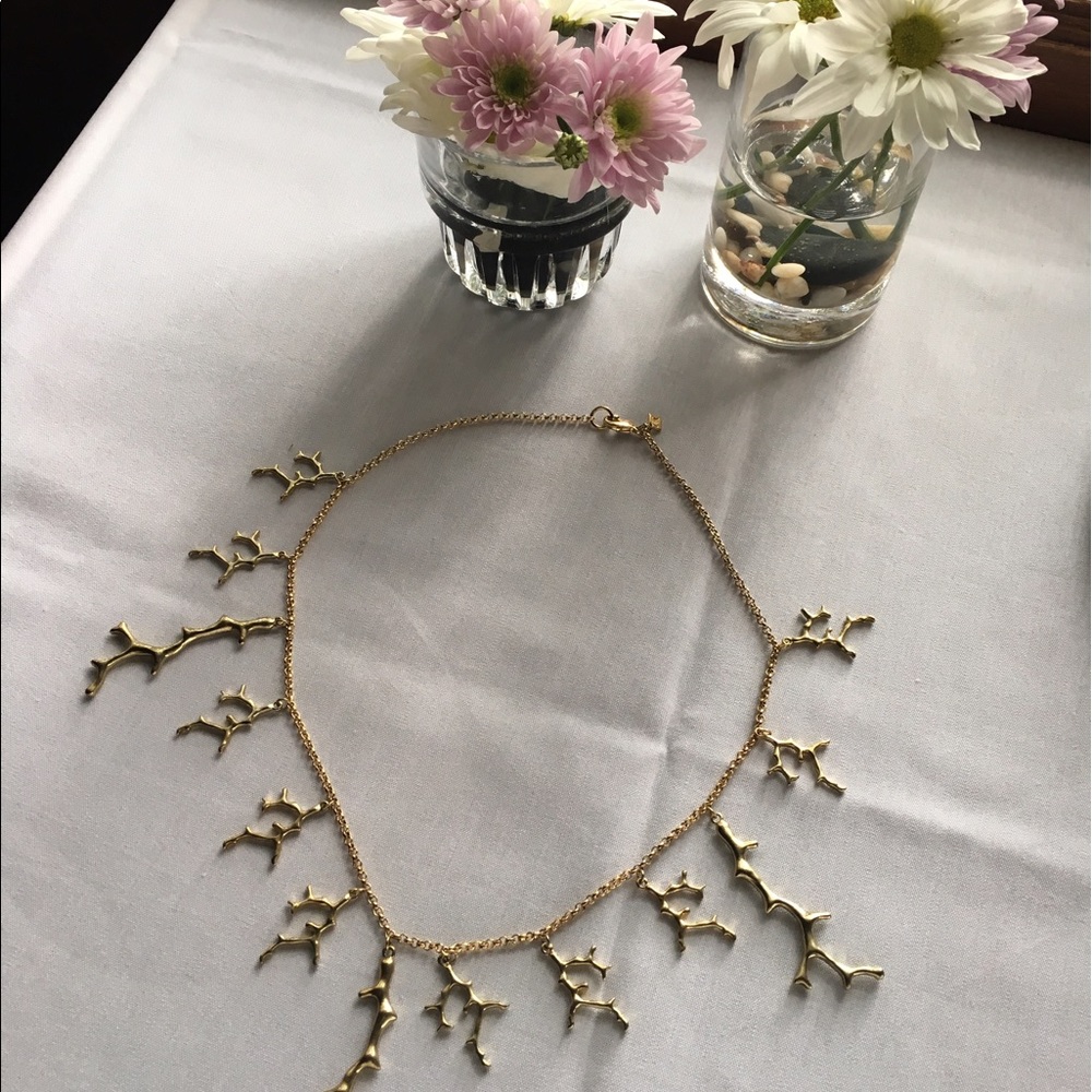 Gold tone necklace