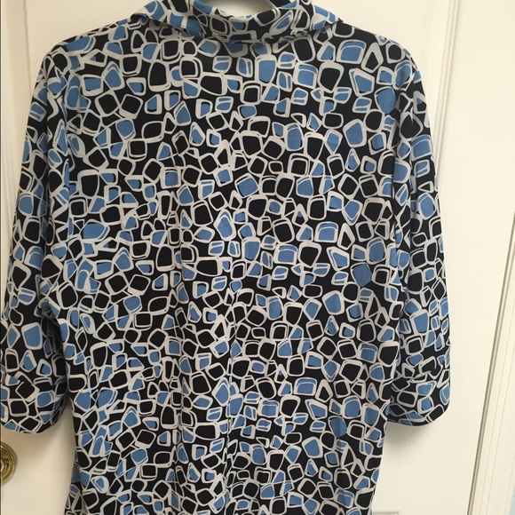 Maggie Barnes button front career blouse - Picture 4 of 4