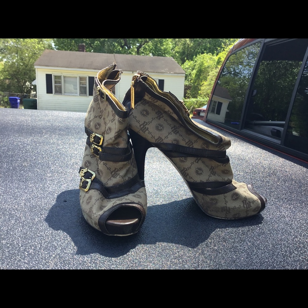 Rockawear Heels Size 11
