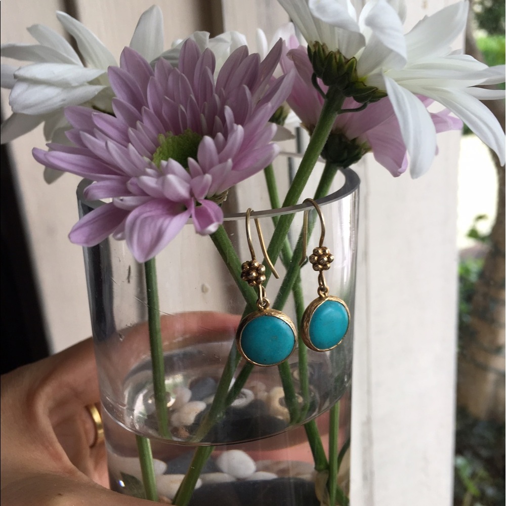Beautiful Gold plated turquoise earring