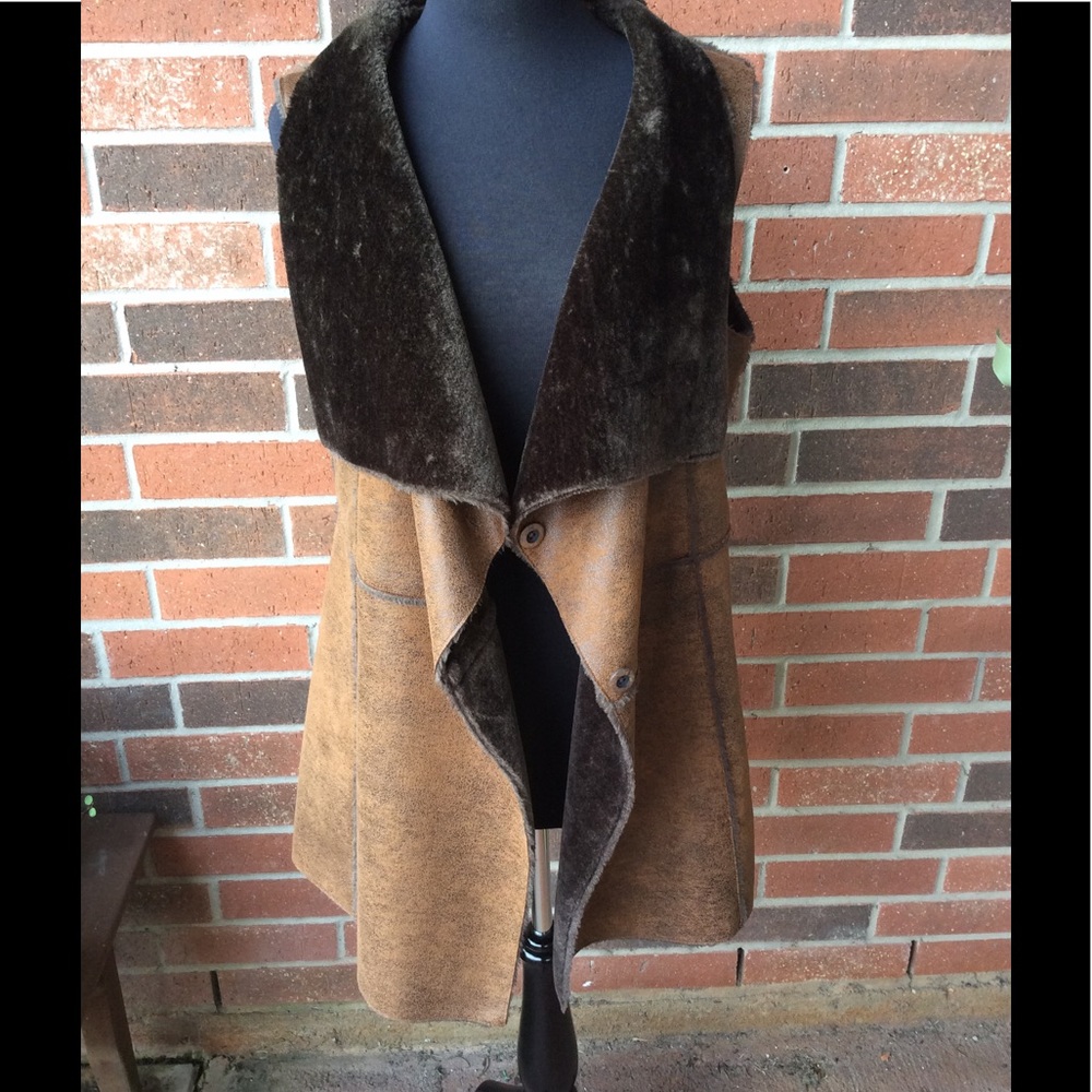 Sisters Vest
