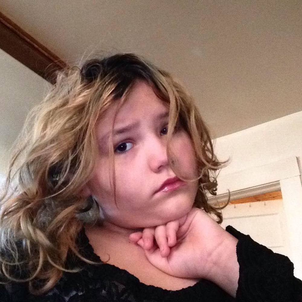 Meet your Posher, Samara