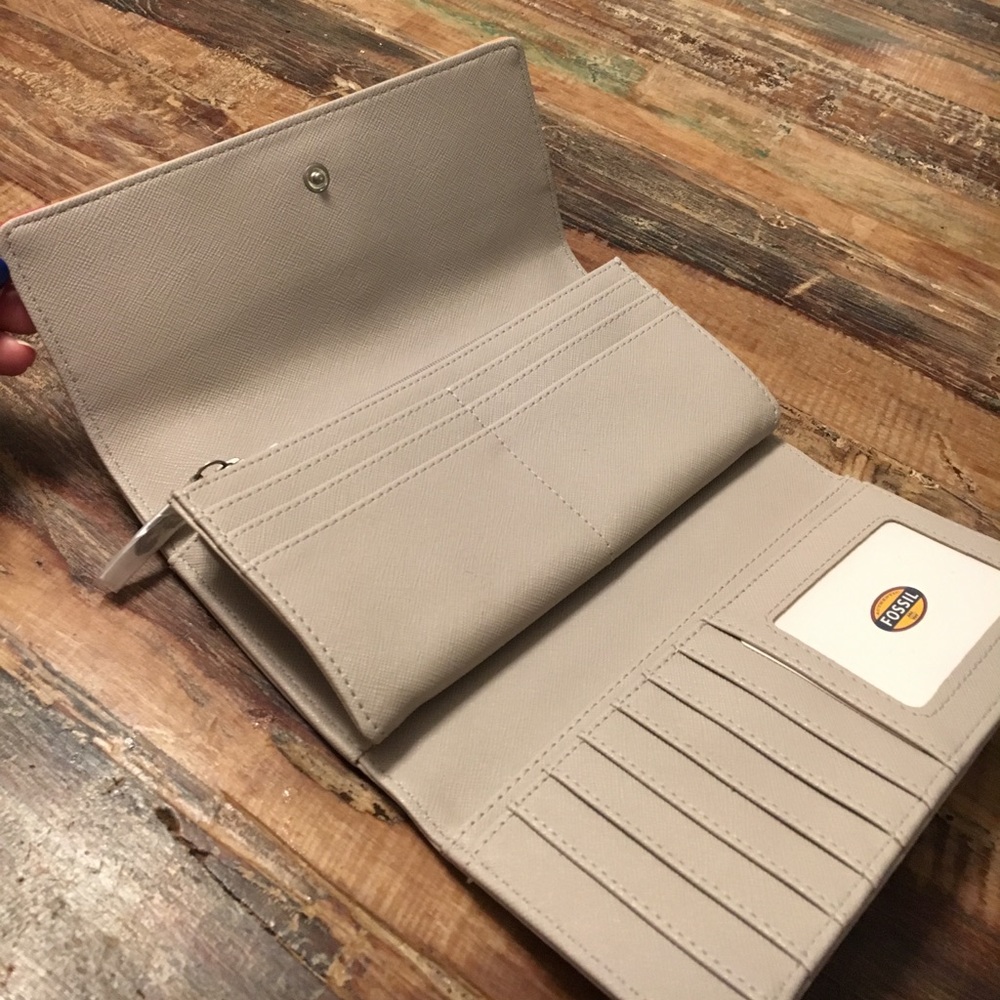 FOSSIL Multicolored Wallet - Picture 2 of 6