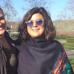 Meet your Posher, Claudia