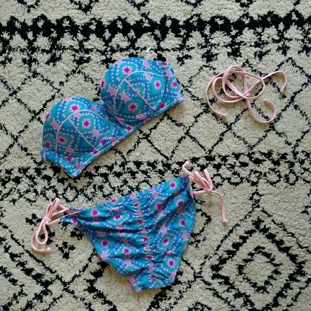 NEW Bikini Set with Ruched Bottoms