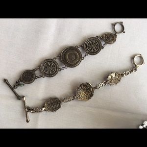 Beautiful 2 bracelet silver plated