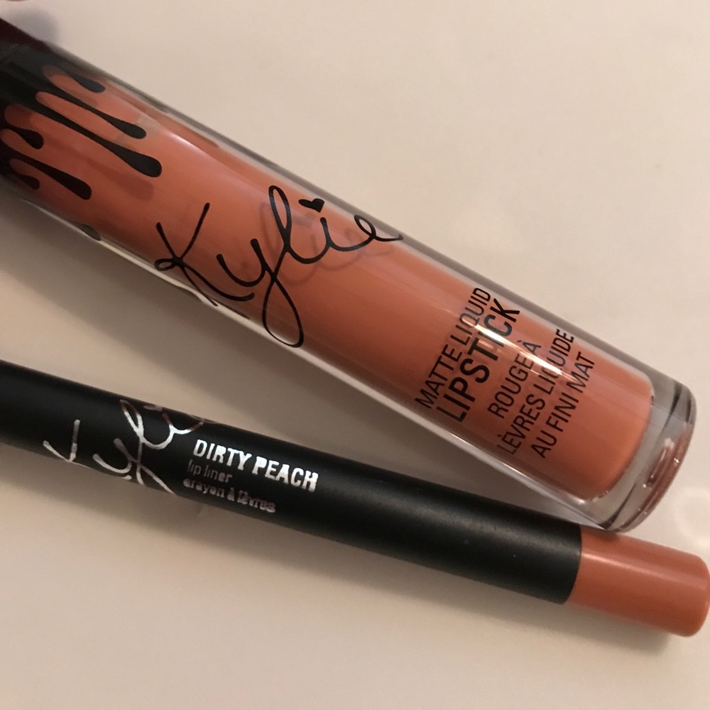 Kylie Cosmetics "Dirty Peach" LipKit