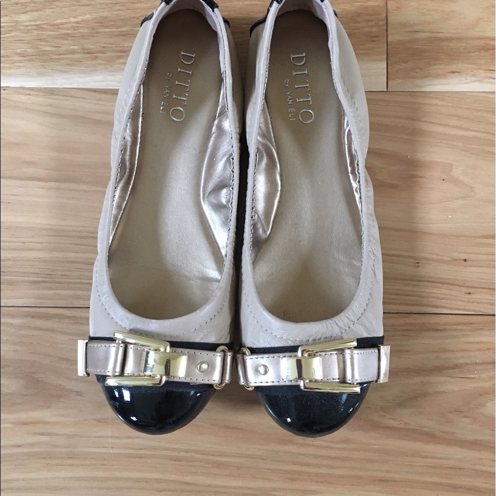 Beige & black flats
