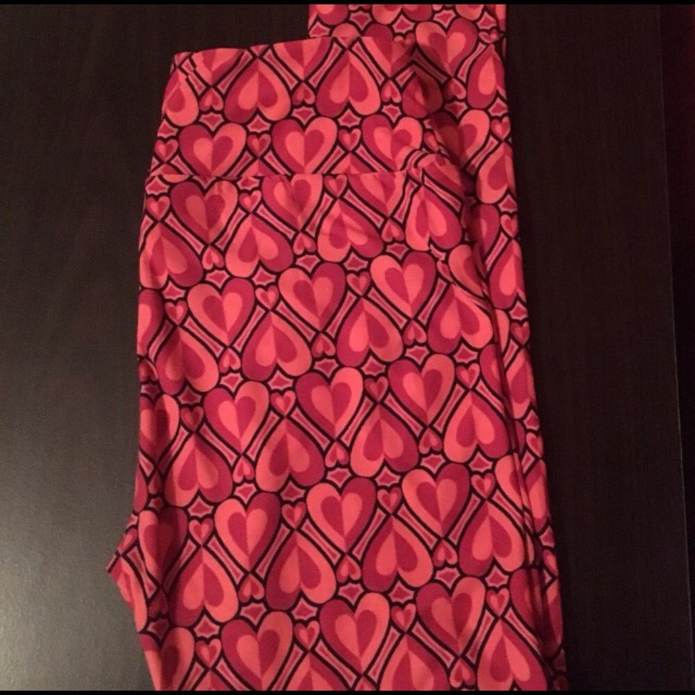 Lula Roe Heart Leggings One Size