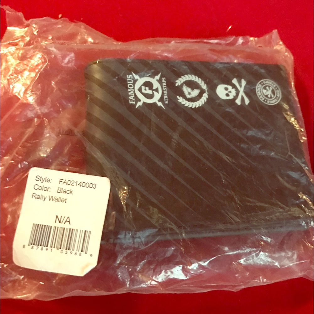 Famous wallet