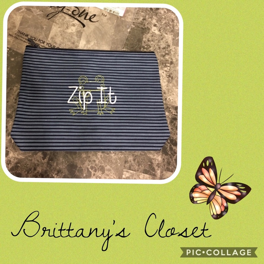 Zipper Pouch.
