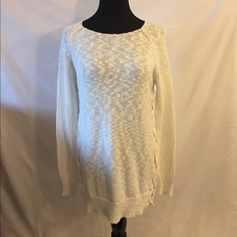 Sweater Top with Threaded Sides