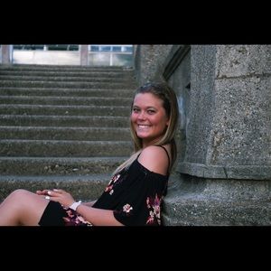 Meet your Posher, Ally