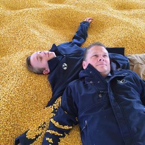 Meet your Posher, Grant