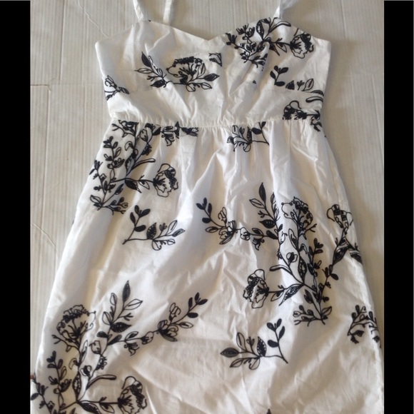 ❌SOLD❌LAST FINAL J.CREW EMBROIDERED DRESS(Sz 8) - Picture 5 of 8