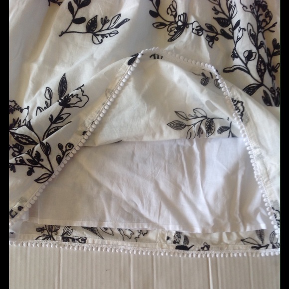 ❌SOLD❌LAST FINAL J.CREW EMBROIDERED DRESS(Sz 8) - Picture 6 of 8