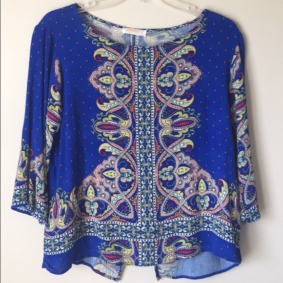 renee c Tops - Renee C Flowy Paisley Top