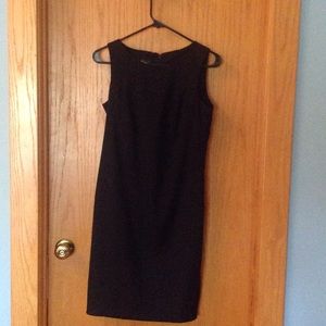 Black AGB sleeveless dress size 8