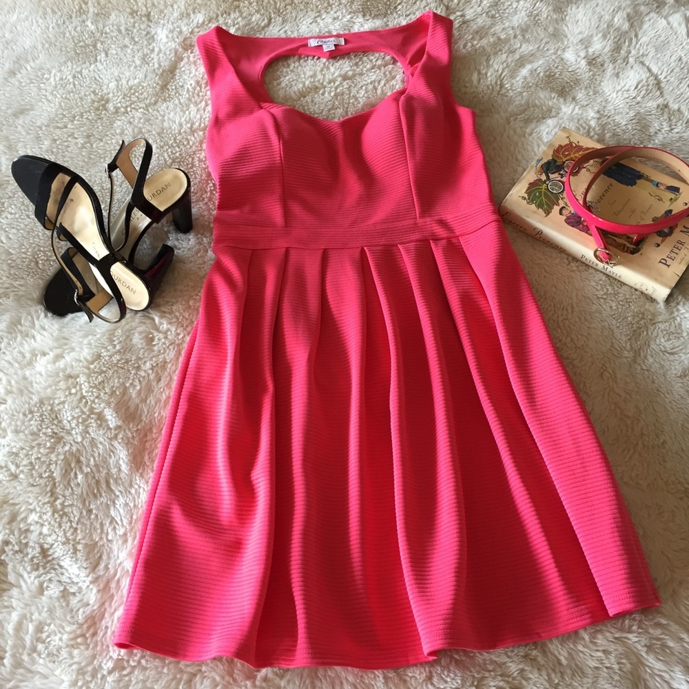 Coral Dress. Perfect for summer days.