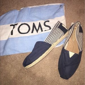 Women's Nautical TOMS, 8.5
