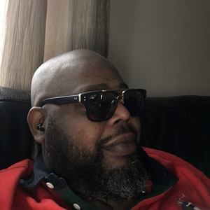 Meet your Posher, Dion