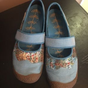 Keen Mary Jane sandals. Like new!