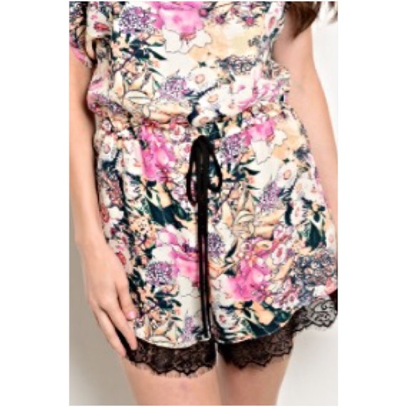 Sweet Sexy Flirty Floral Lace Romper S/M - Picture 5 of 8