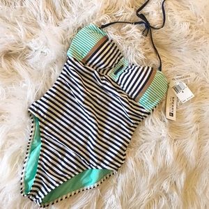 NWT sperry nautical one piece swimsuit 💙💚