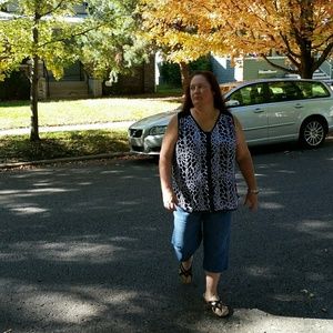 Meet your Posher, Lee