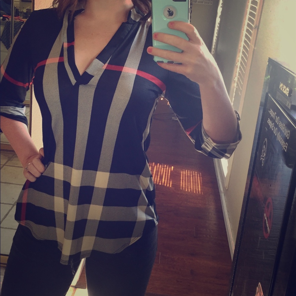 Plaid 3/4 length sleeve top